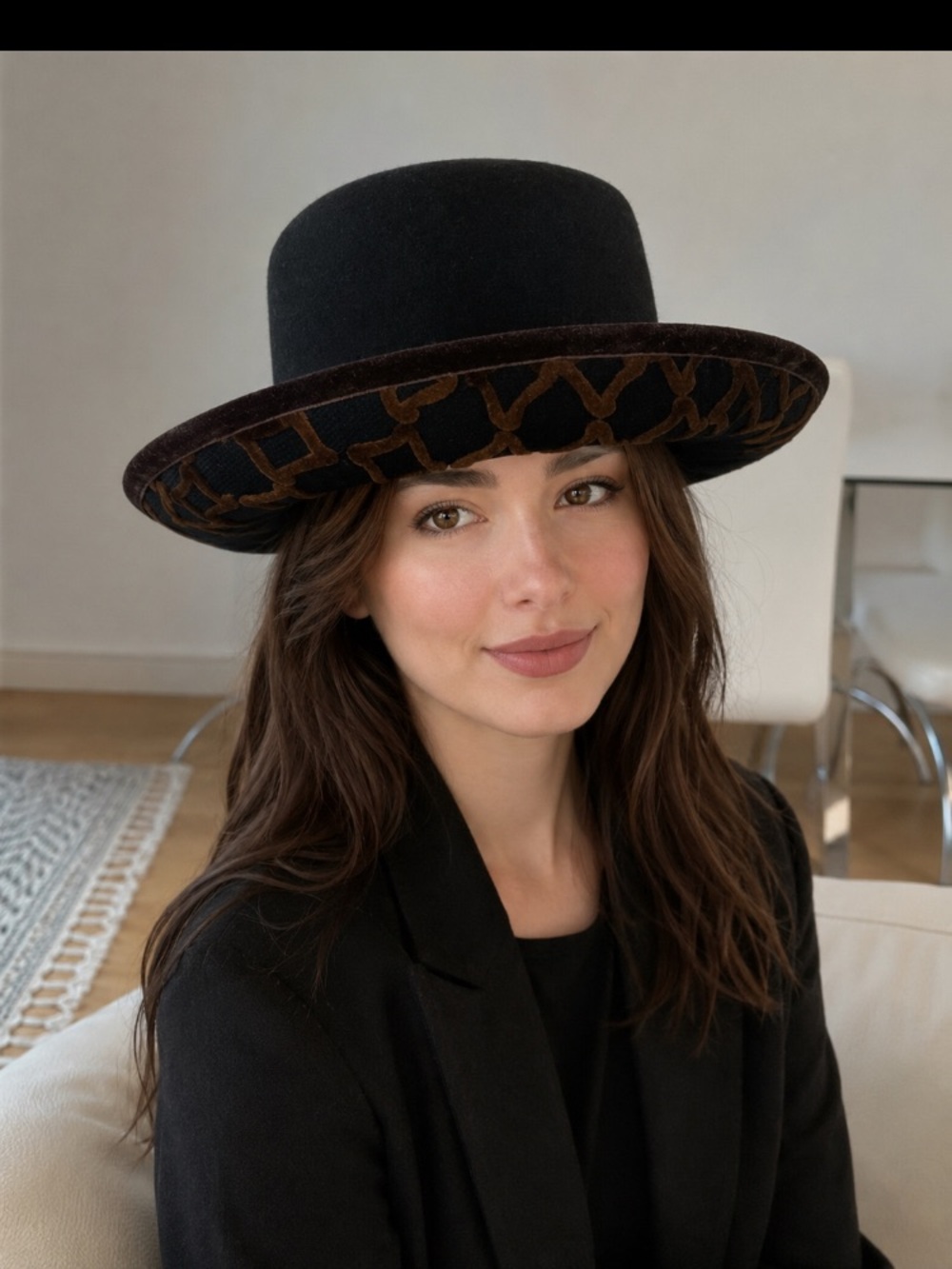 Kokin vintage Black Wool Felt Boater Hat with Brown Trim